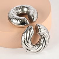 1 Piece Modern Style Simple Style Commute Solid Color Polishing 304 Stainless Steel Ear Cuffs main image 1