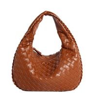 Women's Medium Pu Leather Solid Color Vintage Style Classic Style Weave Zipper Straw Bag sku image 5