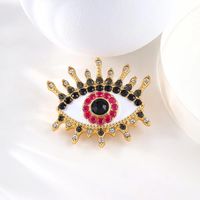 Estilo IG Artístico Ojo Del Diablo Cobre Enchapado Embutido Diamantes De Imitación Mujeres Broches main image 3