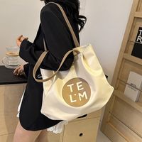 Women's Medium Pu Leather Letter Solid Color Basic Classic Style Sewing Thread Zipper Shoulder Bag main image 4