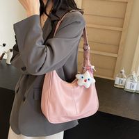 Women's Medium Pu Leather Solid Color Basic Classic Style Sewing Thread Zipper Underarm Bag main image 6