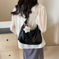 Women's Medium Pu Leather Solid Color Basic Classic Style Sewing Thread Zipper Underarm Bag sku image 1