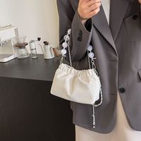 Women's Medium Pu Leather Solid Color Basic Classic Style Beading Magnetic Buckle Crossbody Bag main image 3
