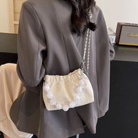 Women's Medium Pu Leather Solid Color Basic Classic Style Beading Magnetic Buckle Crossbody Bag sku image 4