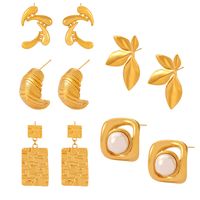 1 Pair Simple Style Leaf Feather Plating 304 Stainless Steel Shell Pearls Ear Studs main image 6