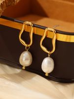 1 Pair Simple Style Classic Style Solid Color Freshwater Pearl Copper Alloy Drop Earrings main image 4