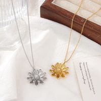 304 Stainless Steel White Gold Plated Gold Plated Modern Style Simple Style Classic Style Plating Flower Pendant Necklace main image 1