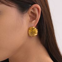 1 Paar Einfacher Stil Klassischer Stil Einfarbig Überzug Edelstahl 304 18 Karat Vergoldet Ohrringe main image 4