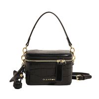 Women's Medium Pu Leather Solid Color Vintage Style Classic Style Sewing Thread Zipper Crossbody Bag sku image 1