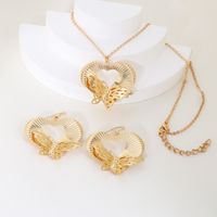 Elegant Simple Style Heart Shape Butterfly Iron Gold Plated Women's Jewelry Set main image 3