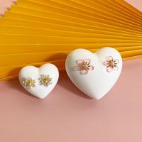 Simple Style Heart Shape Gypsum Jewelry Display main image 4