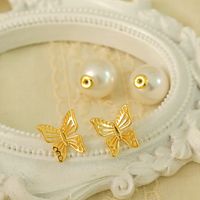 1 Pair Princess French Style Sweet Butterfly Hollow Out Inlay Copper Pearl 14K Gold Plated Ear Studs main image 4