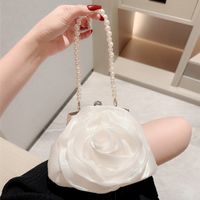 White Polyester Solid Color Flower Beading Round Evening Bags main image 3
