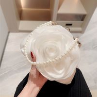 White Polyester Solid Color Flower Beading Round Evening Bags main image 2