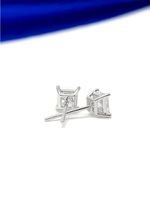White Diamond Four-Claw Ohr Stecker Mit Einem Paar Von 2 1ct Gesamtgewicht Von 0,85G main image 4