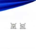 White Diamond Four-Claw Ohr Stecker Mit Einem Paar Von 2 1ct Gesamtgewicht Von 0,85G sku image 1