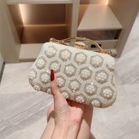 Women's Small Polyester Solid Color Elegant Beading Lock Clasp Evening Bag main image 2