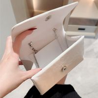 Women's Small Satin Heart Shape Solid Color Elegant Classic Style Magnetic Buckle Flip Cover Evening Bag main image 2