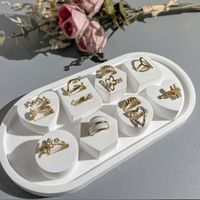 Elegant Simple Style Geometric Heart Shape Gypsum Jewelry Display Jewelry Rack main image 5