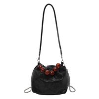 Women's Medium Pu Leather Solid Color Classic Style Beading Bucket Zipper Shoulder Bag sku image 5