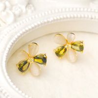 1 Pair Vacation Simple Style Flower Plating Inlay Copper Rhinestones Opal Zircon 14K Gold Plated Ear Studs main image 3