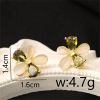 1 Pair Vacation Simple Style Flower Plating Inlay Copper Rhinestones Opal Zircon 14K Gold Plated Ear Studs sku image 1