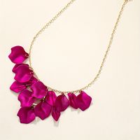 Wholesale Jewelry Elegant Lady Sweet Petal Alloy Plastic Pendant Necklace sku image 1