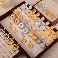 1 Pair Casual Retro Round Heart Shape Flower Plating Inlay 304 Stainless Steel Artificial Pearls 18K Gold Plated Drop Earrings main image 11