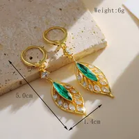 1 Pair Simple Style Shiny Round Leaves Inlay Copper Pearl Zircon 18K Gold Plated Drop Earrings main image 2