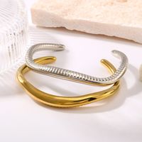 304 Stainless Steel 18K Gold Plated Basic Classic Style Plating Geometric Solid Color Bangle main image 5