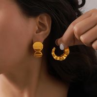 1 Pair Elegant Lady C Shape Round Plating 304 Stainless Steel 18K Gold Plated Earrings main image 9