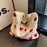 Women's Medium Knit Heart Shape Basic Classic Style Bucket Open Shoulder Bag main image 3