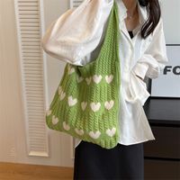 Women's Medium Knit Heart Shape Basic Classic Style Bucket Open Shoulder Bag main image 4