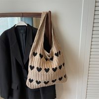 Women's Medium Knit Heart Shape Basic Classic Style Bucket Open Shoulder Bag sku image 4