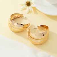 1 Pair Modern Style Sweet Classic Style C Shape Geometric Solid Color Alloy Gold Plated Hoop Earrings main image 6