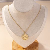 Elegant Simple Style Artistic Solid Color Iron Zinc Alloy Plating Gold Plated Women's Pendant Necklace main image 1