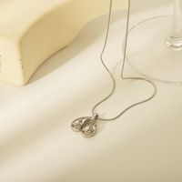 304 Stainless Steel 18K Gold Plated Casual Simple Style Inlay Heart Shape Zircon Pendant Necklace main image 4