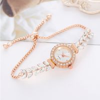 Casual Simple Style Leaves Jewelry Buckle Quartz Women's Watches main image 4