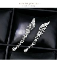1 Pair Elegant Business Shiny Tassel Inlay Alloy Crystal Rhinestones Gold Plated Drop Earrings main image 3