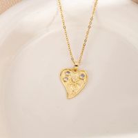 Wholesale IG Style Shiny Heart Shape Flower 304 Stainless Steel Copper Inlay K Gold Plated Rhinestones Pendant Necklace sku image 1
