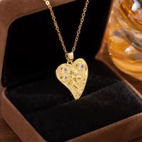Wholesale IG Style Shiny Heart Shape Flower 304 Stainless Steel Copper Inlay K Gold Plated Rhinestones Pendant Necklace main image 1