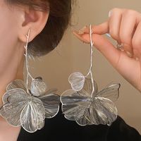 1 Pair Elegant Retro Luxurious Flower Plating Alloy Copper Gold Plated Silver Plated Drop Earrings main image 10