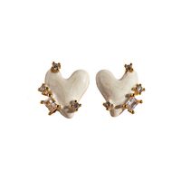 1 Pair Simple Style Classic Style Heart Shape Inlay Brass Rhinestones Ear Studs main image 4