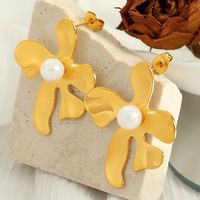 1 Pair Casual Modern Style Flower Inlay Titanium Steel Glass Bead 18K Gold Plated Ear Studs main image 7