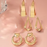 3 Pairs Elegant Luxurious British Style Heart Shape Alloy Gold Plated Ear Studs main image 5