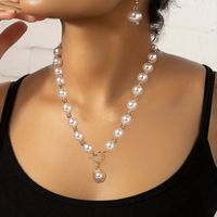 Retro Luxurious Queen Solid Color Imitation Pearl Alloy Wholesale Jewelry Set main image 6