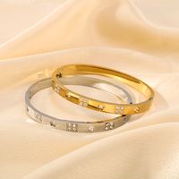304 Stainless Steel 18K Gold Plated Formal Simple Style Plating Hollow Out Inlay Star Zircon Bangle main image 3