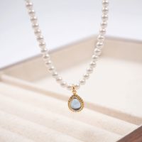 Simple Style Commute Oval Water Droplets Imitation Pearl Glass Copper Handmade Rhinestones Glass Gold Plated Women's Pendant Necklace main image 6