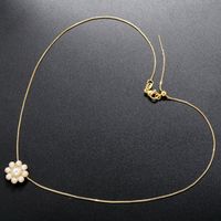 Wholesale Sweet Simple Style Round Petal Copper Inlay 18K Gold Plated Artificial Pearls Pendant Necklace main image 5