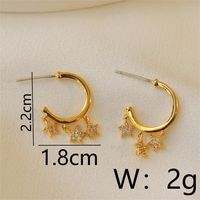 1 Par Vacaciones Estilo Simple Estrella Enchapado Embutido Cobre Diamantes De Imitación Chapados en oro de 18k Pendientes Colgantes main image 2